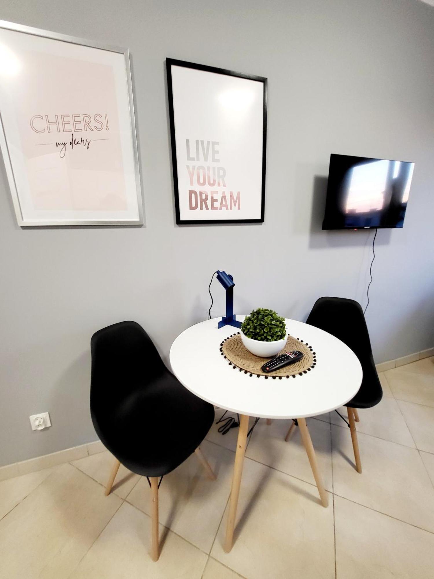 Mini Apartamenty 波兹南 外观 照片